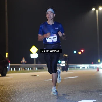 Runner Photo 7305846