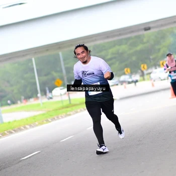 Runner Photo 7305850