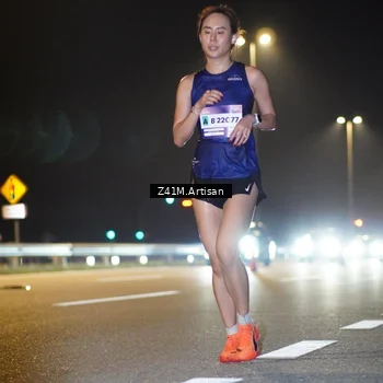 Runner Photo 7305858