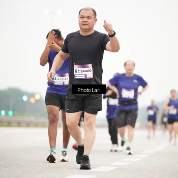 Runner Photo 7305869