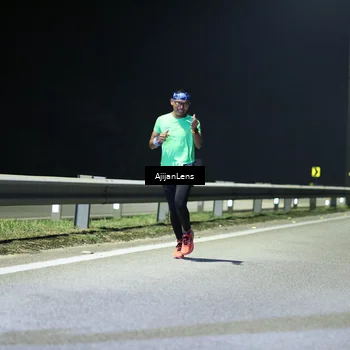 Runner Photo 7305877