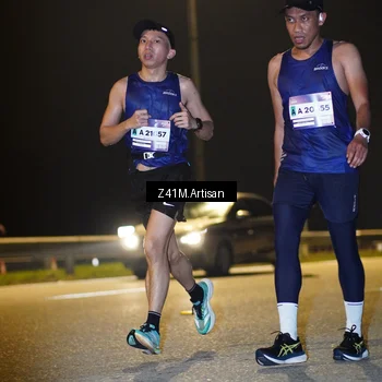 Runner Photo 7305887