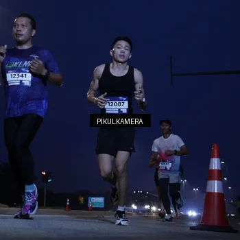 Runner Photo 7305890