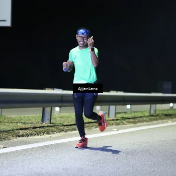 Runner Photo 7305894