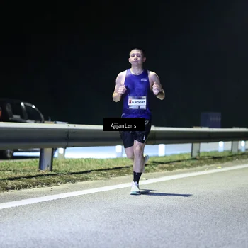 Runner Photo 7305909