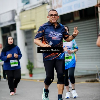 Runner Photo 7305913