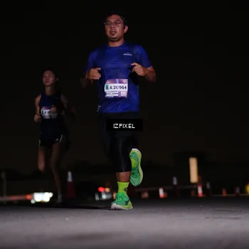 Runner Photo 7305918