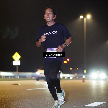 Runner Photo 7305924