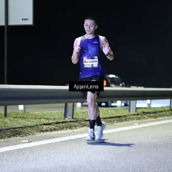 Runner Photo 7305936