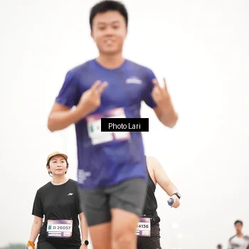Runner Photo 7305986