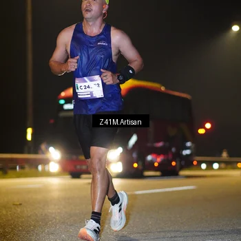 Runner Photo 7305987