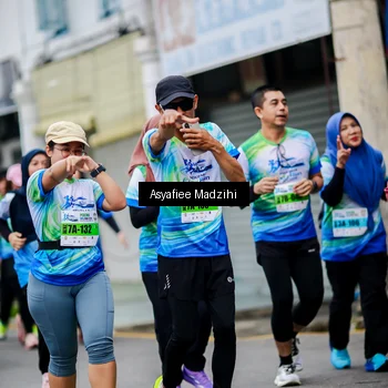 Runner Photo 7306020