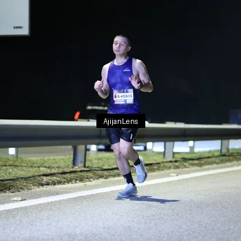 Runner Photo 7306029