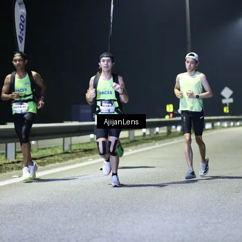 Runner Photo 7306054