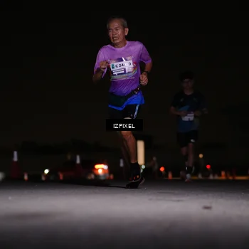 Runner Photo 7306082