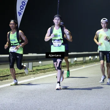Runner Photo 7306105