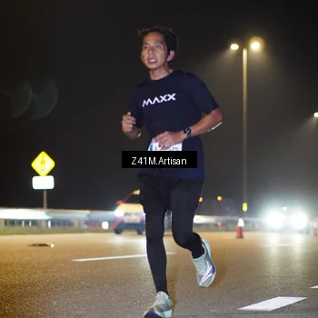 Runner Photo 7306112