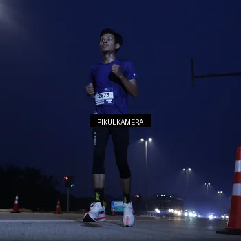 Runner Photo 7306156