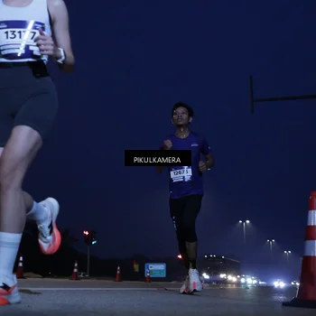 Runner Photo 7306167
