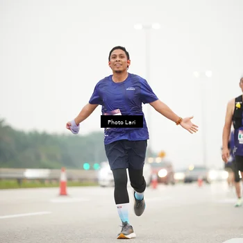 Runner Photo 7306235