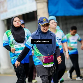 Runner Photo 7306240
