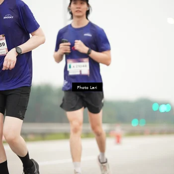 Runner Photo 7306297