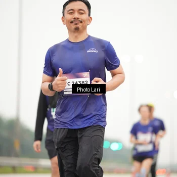 Runner Photo 7306342