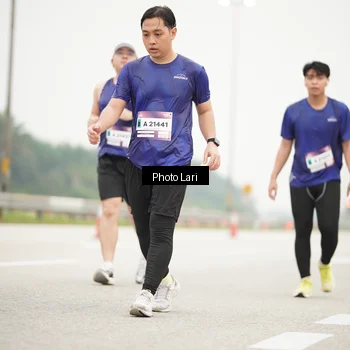 Runner Photo 7306352