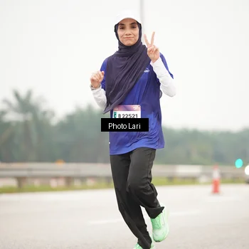 Runner Photo 7306400