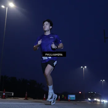 Runner Photo 7306447