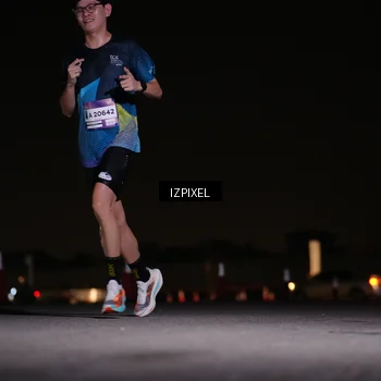 Runner Photo 7306475