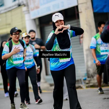 Runner Photo 7306477