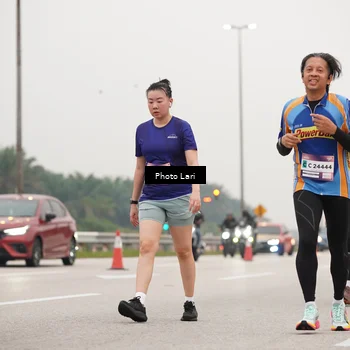 Runner Photo 7306525