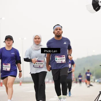 Runner Photo 7306554