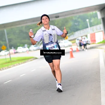 Runner Photo 7306592