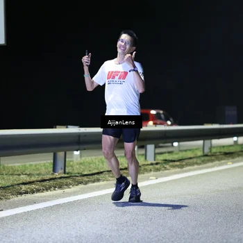 Runner Photo 7306600