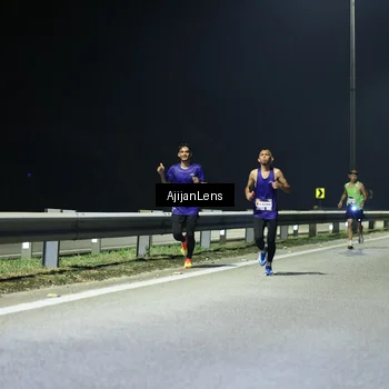 Runner Photo 7306642