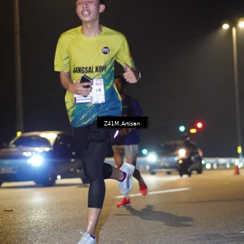 Runner Photo 7306659