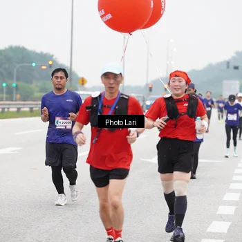 Runner Photo 7306691