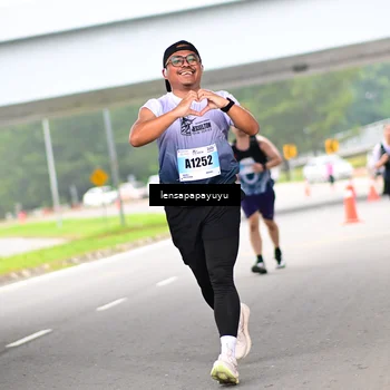 Runner Photo 7306702