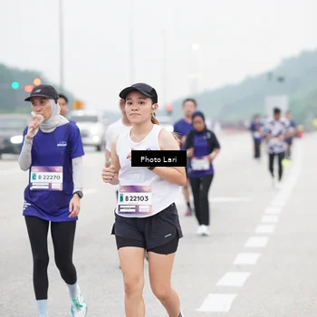 Runner Photo 7306705