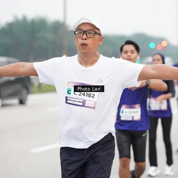 Runner Photo 7306710