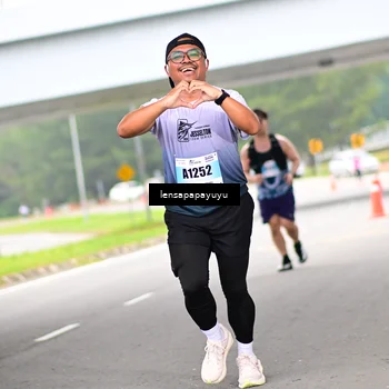 Runner Photo 7306717