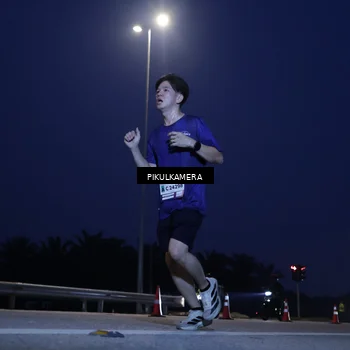 Runner Photo 7306732