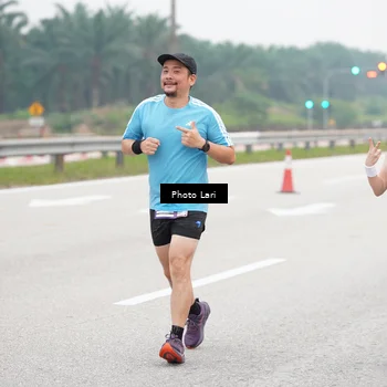 Runner Photo 7306747