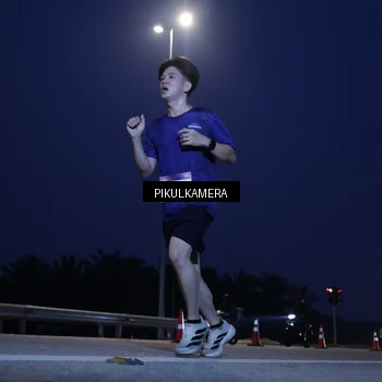 Runner Photo 7306757