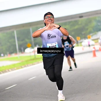 Runner Photo 7306758