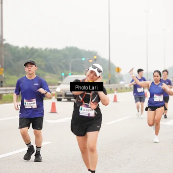 Runner Photo 7306789