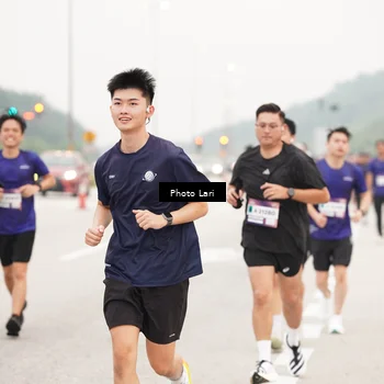 Runner Photo 7306802