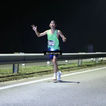 Runner Photo 7306826